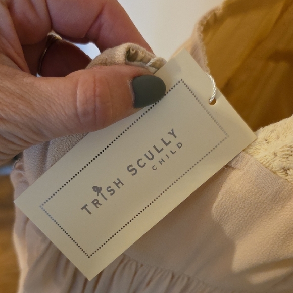 Trish Scully Child Beige Dress with Lace Details Sz 14 NWT - Picture 5 of 6